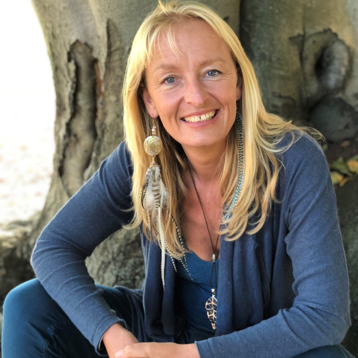 Clare Dubois