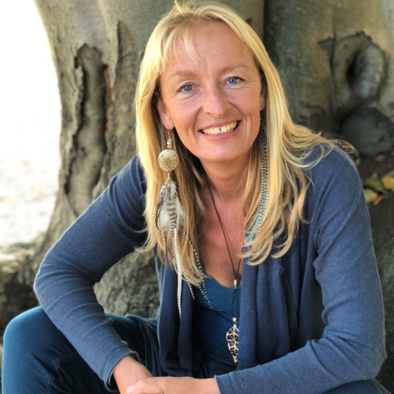 Clare Dubois